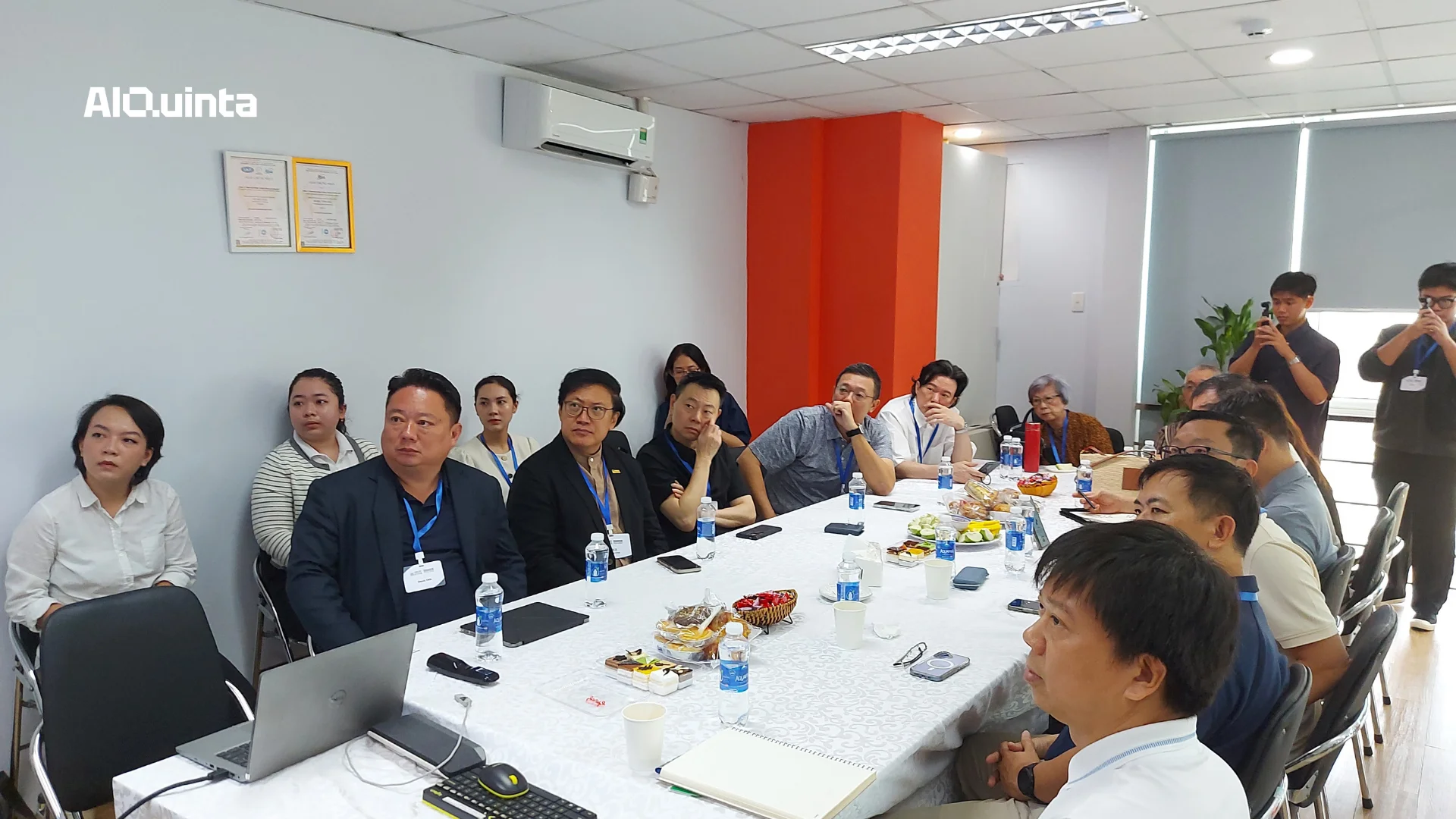 The S.M.A.R.T Entrepreneurship X Global delegation worked with AIQuinta team